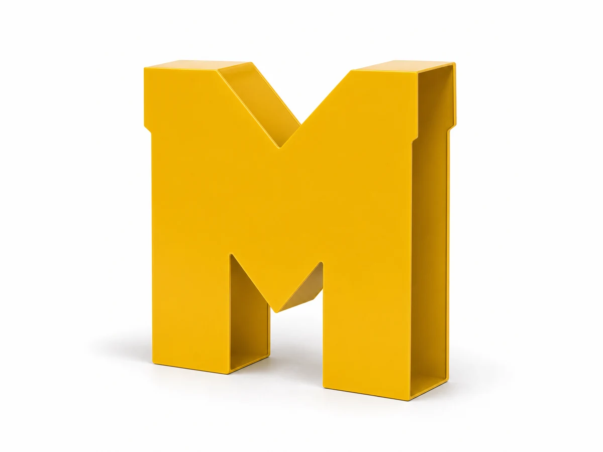 M hueca de aluminio amarillo con frontal opaco y faldilla ancha